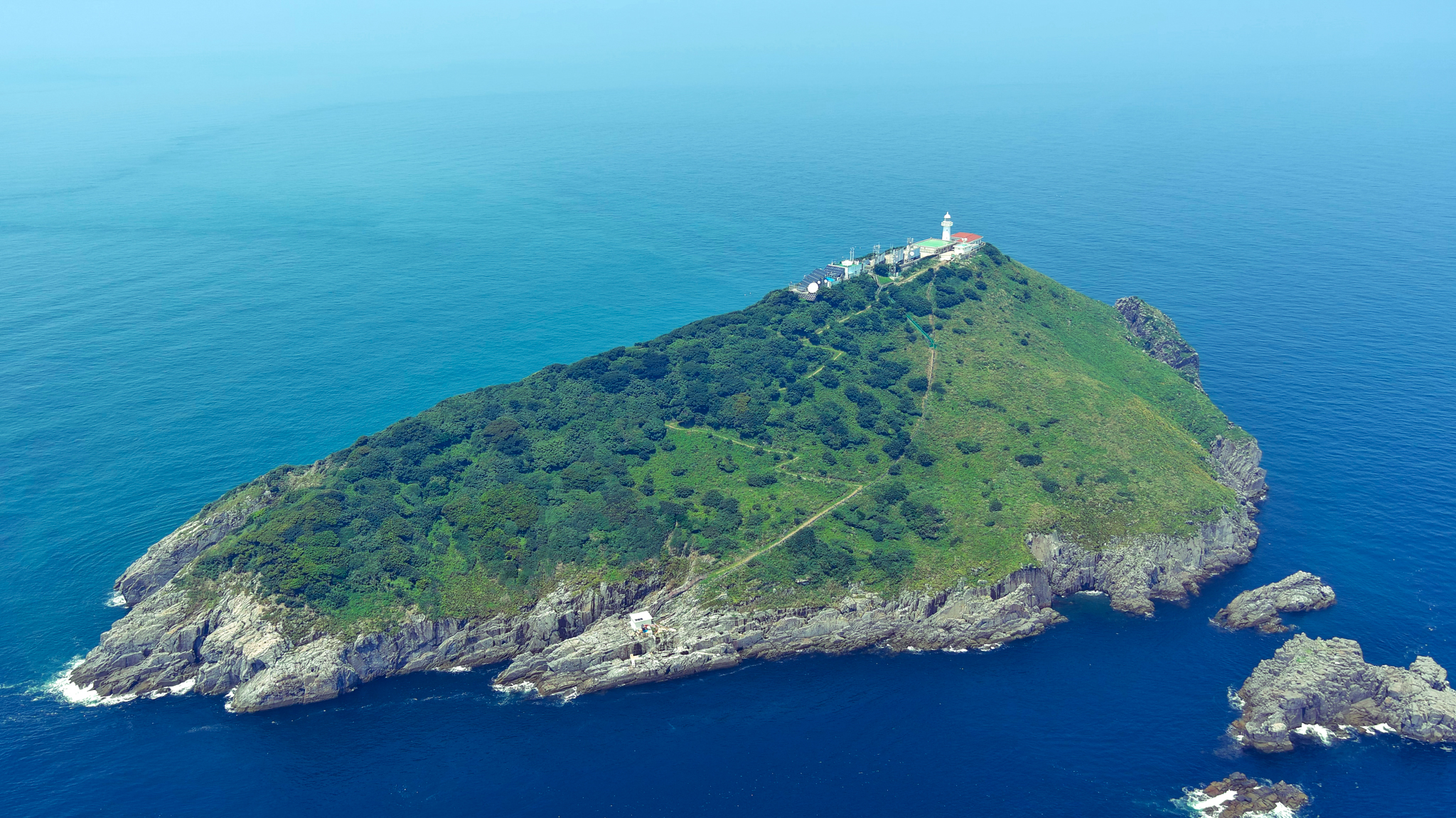 충남 태안군 격렬비열도 철탑 구조물